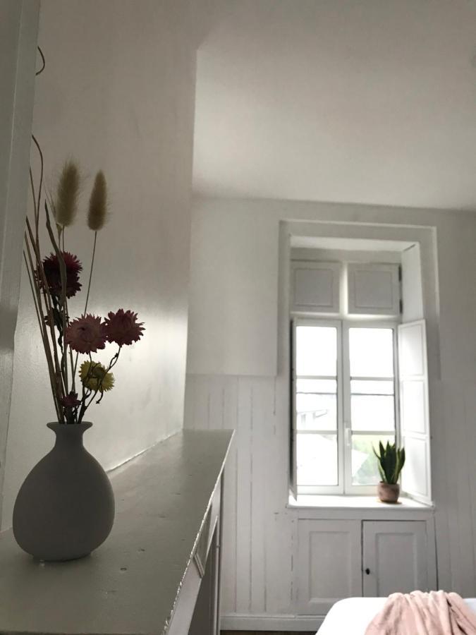 Mercier De Montigny - Les Chambres Du Beffroi - Spa Et Massage Fougères Εξωτερικό φωτογραφία